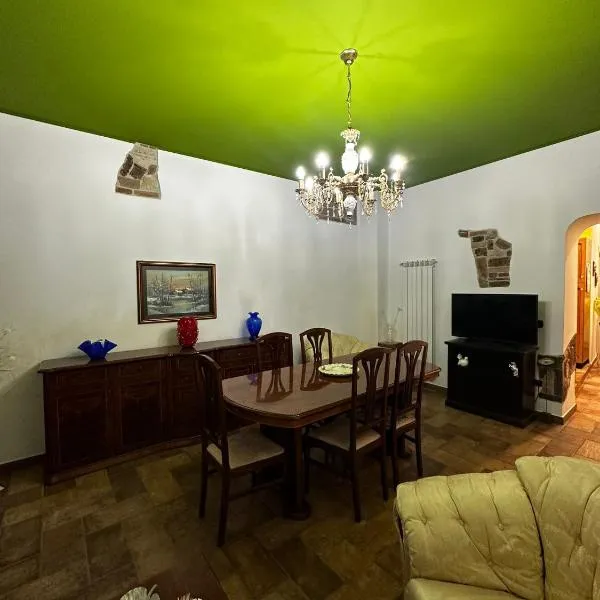 La casa dei Nonni, hotel v destinácii Sessa Aurunca
