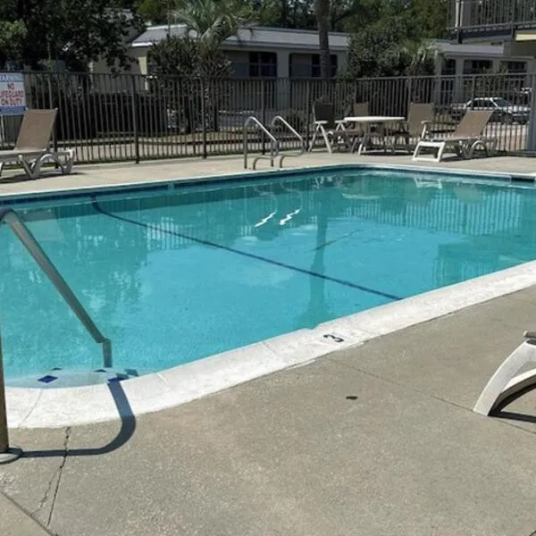Motel 6 Gulfport, MS Airport, hotel in Gulfport