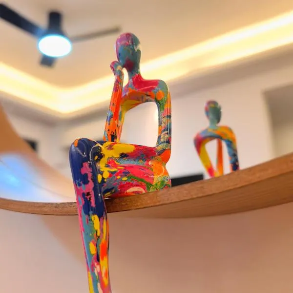 R&F Princess Cove, Seine Region 2Bedroom with Balcony by 9 Sands，位于新山的酒店