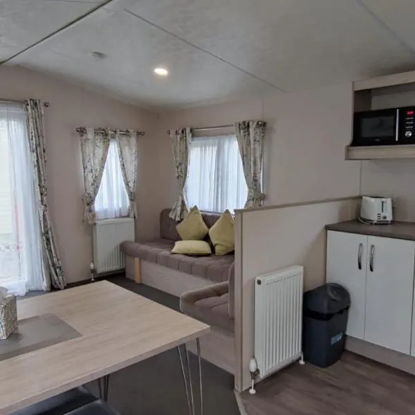 Billing Aquadrome Northampton, Hailsham 2 Bedrooms, BLP60, hotel v destinaci Northampton