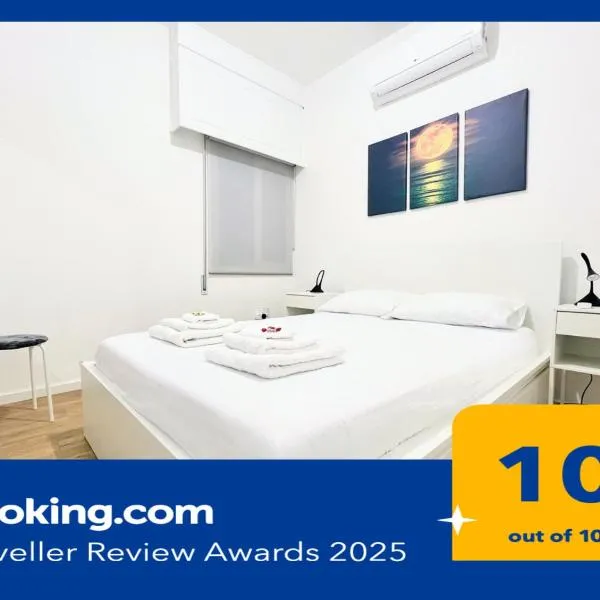 Modern apartment near McKenzie beach, hotel in Larnaka