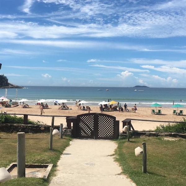 Casa Espetacular na areia da Praia de Geribá