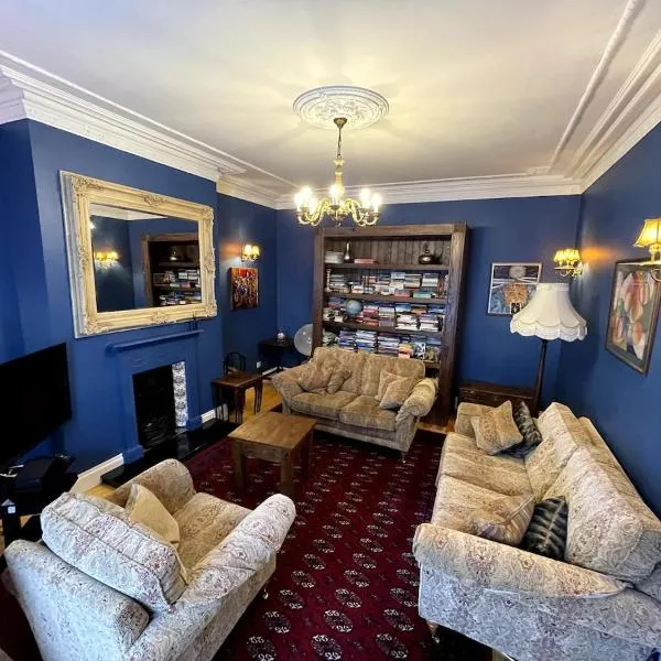 Home in Newcastle upon Tyne, hôtel à Gosforth