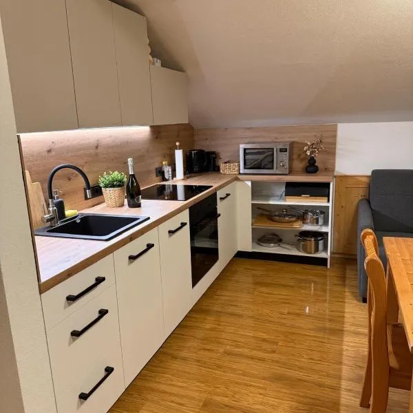 Apartmenthaus Ferdinand, hotel en Zell am Ziller
