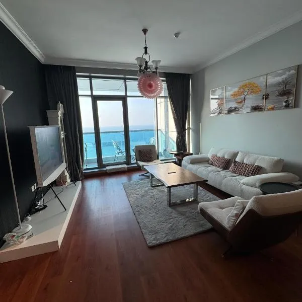 sand and beach haven at Ajman Corniche!, hotel di Dubai