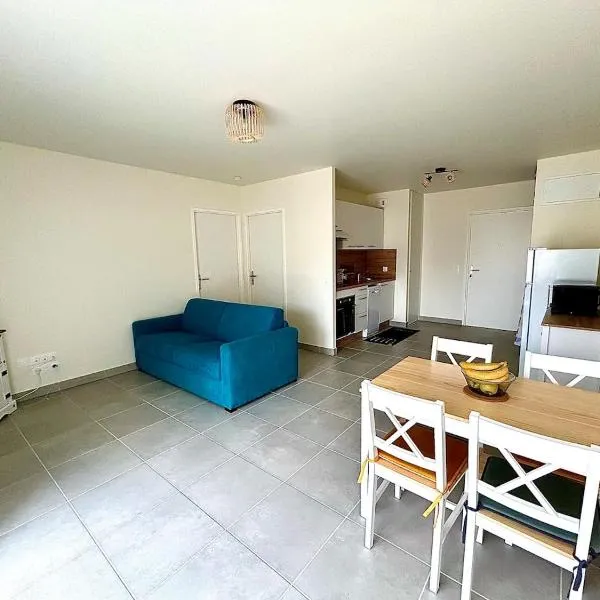 Appartement au bord de la plage et de la foret, hotel v destinaci Mimizan-Plage