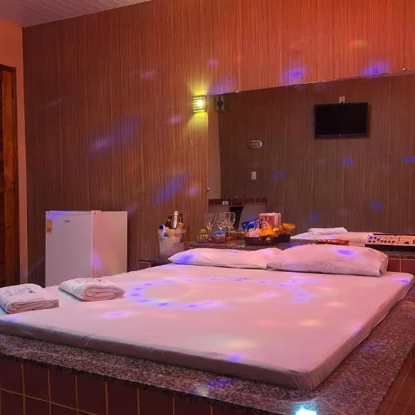 Pousada Tropical (Adults Only), hotel in Marituba