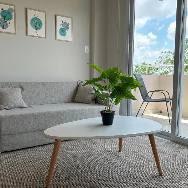 Republica Apartment, hotel in Luque