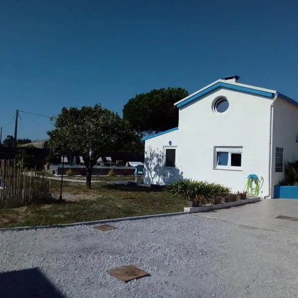 A pequena casa azul, hotel v destinaci Senhora das Febres