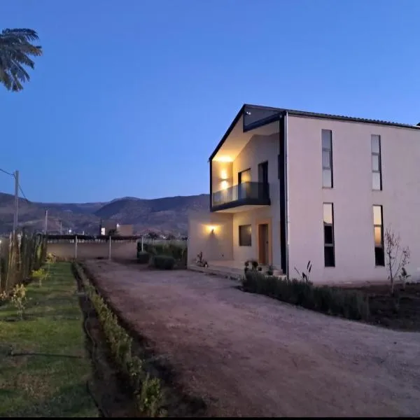 Villa Deluxe Au Pied de l'Atlas, hotel v destinaci Ksar et Tlatia