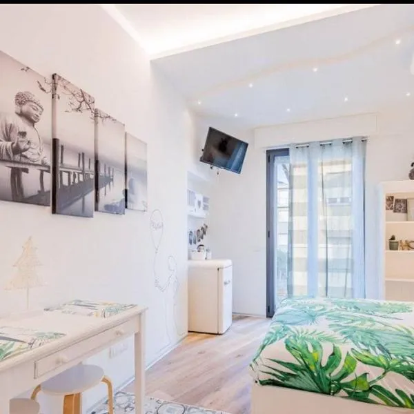 Albero della vita, hotel v destinácii Spotorno