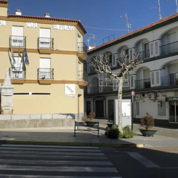 Hostal DP El Pilar, hotel v mestu Monesterio
