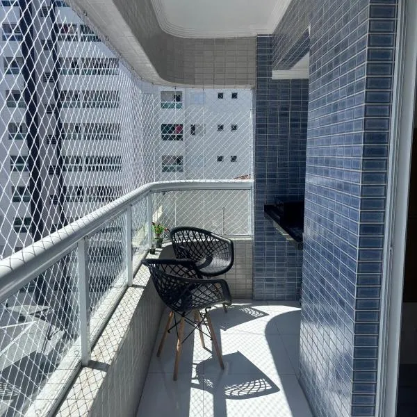 Apartamento Praia Grande caiçara, hotel en Praia Grande