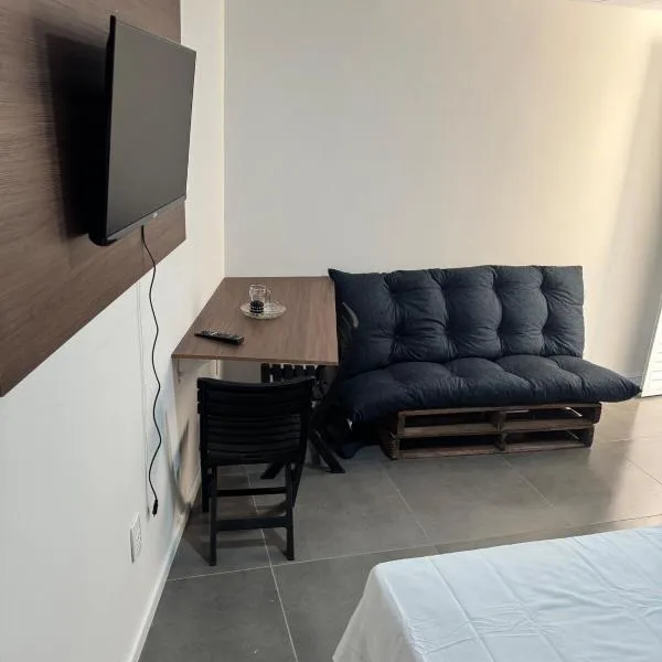 Flats & Residence - Tu Parada Perfecta Comodidad y Descanso en el Camino BR 285, hotel v destinaci Passo Fundo