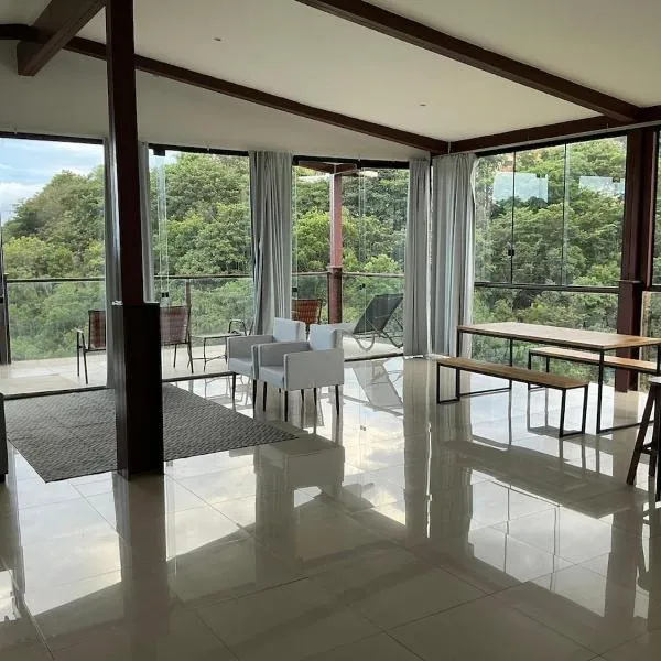 Casa Condominio de alto Padrao, hotel in Brasília
