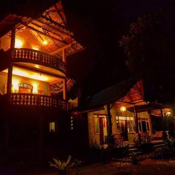 Aini House, hotel in Bukit Lawang