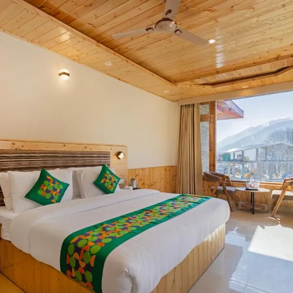 Treebo Premium Silverstone Resort With Mountain Valley View, hotel in Manāli