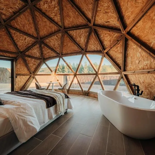 El Molí Glamping Escapada Romántica โรงแรมในAdzaneta