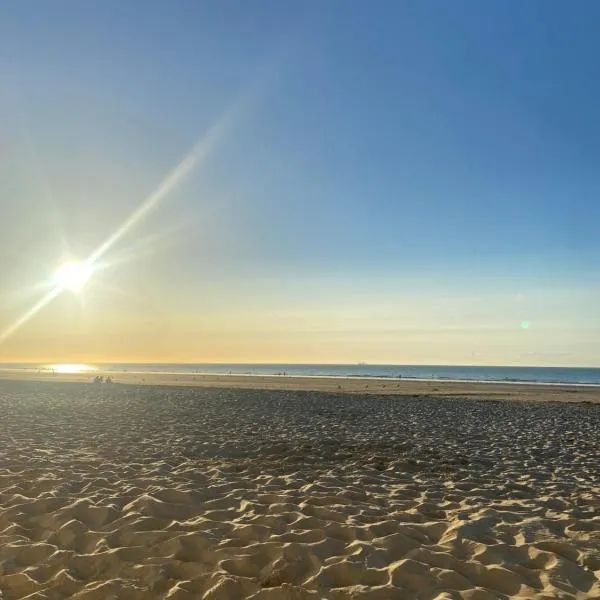 Les Sables, hotel in Sangatte