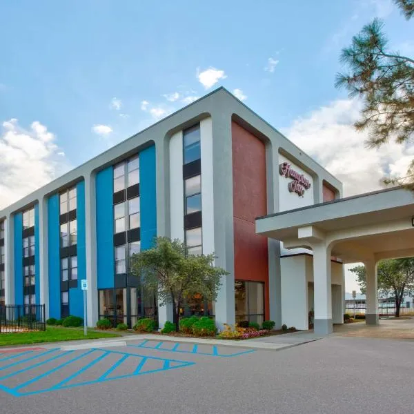 Hampton Inn Detroit Madison Heights South Troy, hotel in Madison Heights