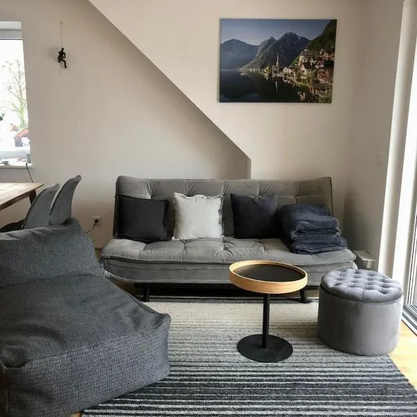 Penthouse Vero I Bergblick I Seenähe I Hallstatt – hotel w mieście Obertraun