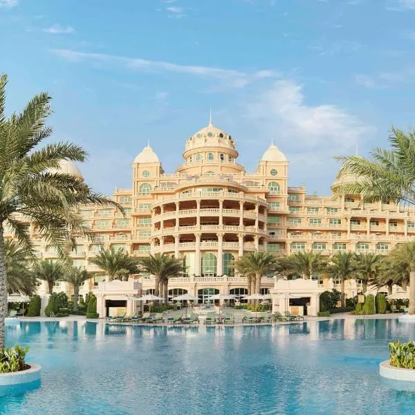 Raffles The Palm, hotel in Dubai