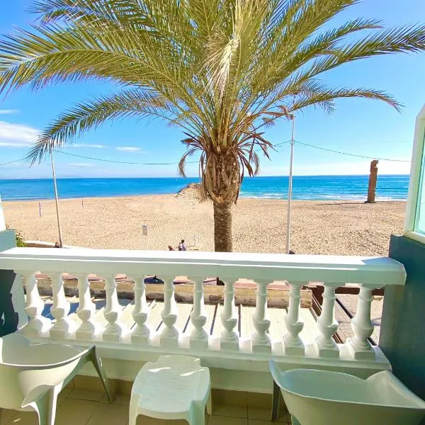 Hotel La Familia, hotel v destinácii El Campello