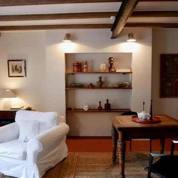 Kunst & Wohnen auf dem Bauernhof, hotelli kohteessa Krefeld