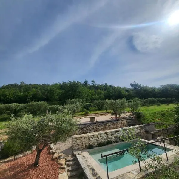 Le petit Mazet, hotel v destinaci Ménerbes