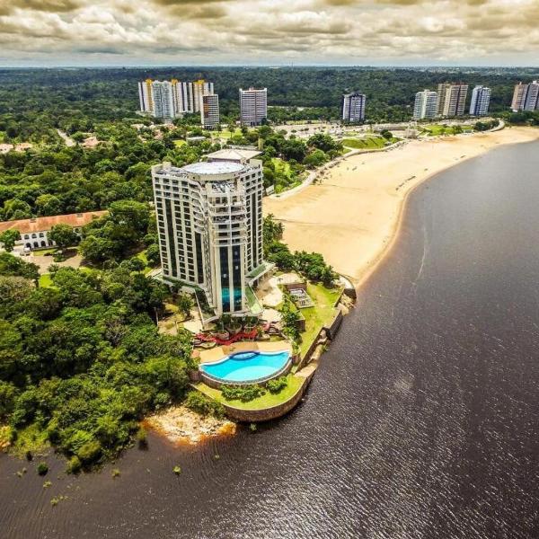 Flat confortável no Tropical executive hotel