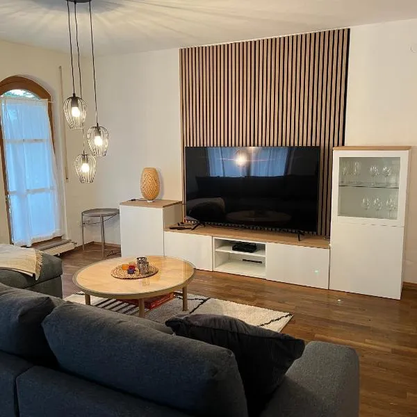 Schwarzwald Ferienparadies 2 bis 3 Personen Terrasse kostenloses Parken, hotel em Schopfloch