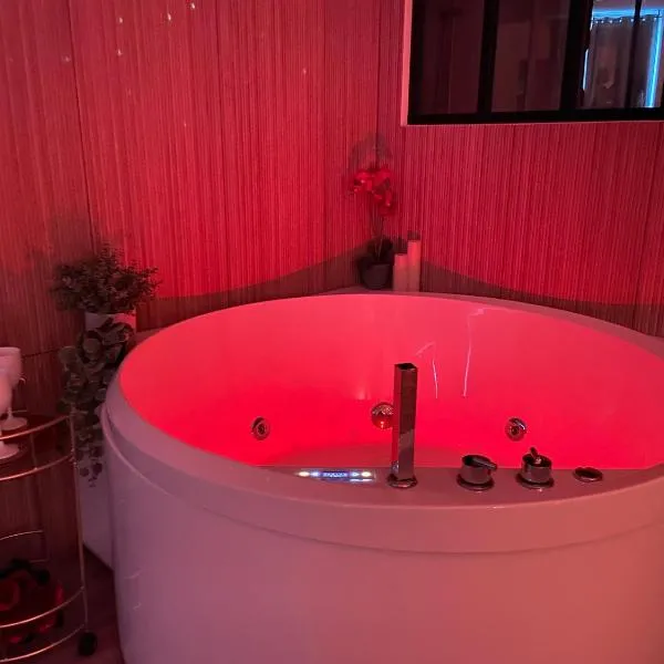 Le Bohème Spa, loveroom à Sète, hotell i Sète