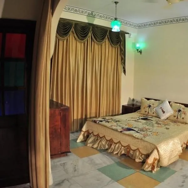 Rani Mahal Hotel photo 2
