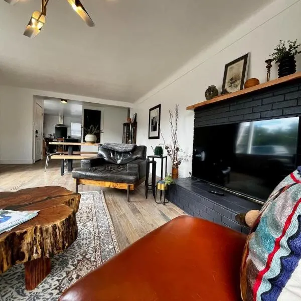 Newly Renovated Pad Near DT BZN: Bozeman şehrinde bir otel
