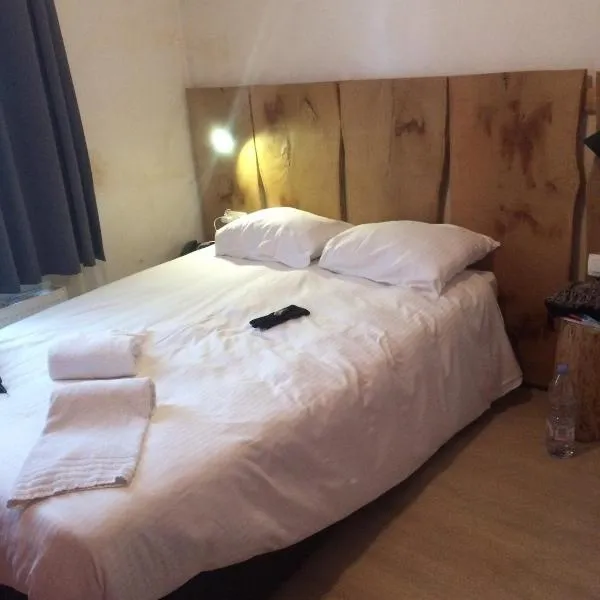 Midi 81 HOSTEL, hotel v Bruselu