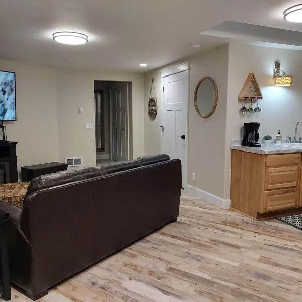 Cozy Harborside Condo, Florence, hotel v destinaci Florence