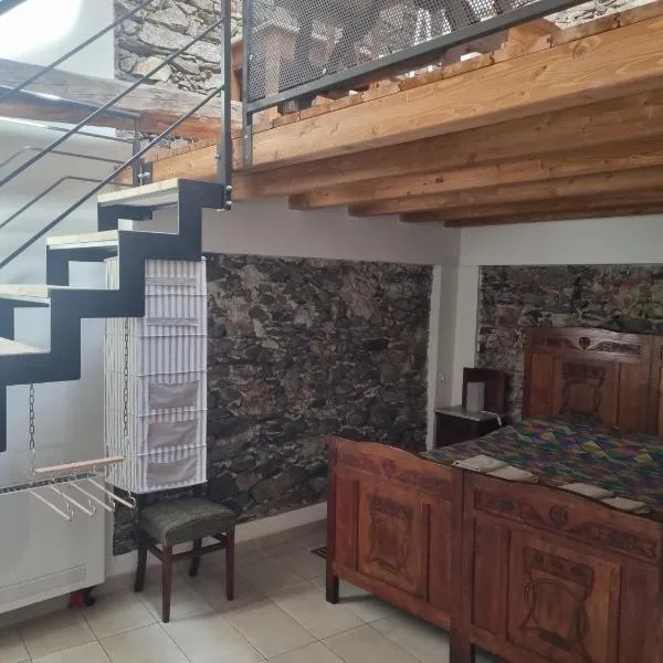 Guest House Seme Di Faggio, hotel in Miasino