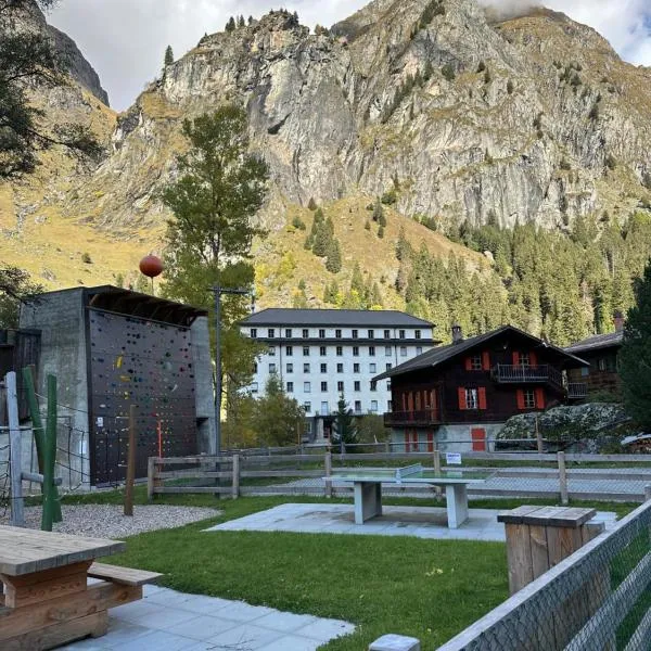 Spacious apartment, hotel en Fionnay