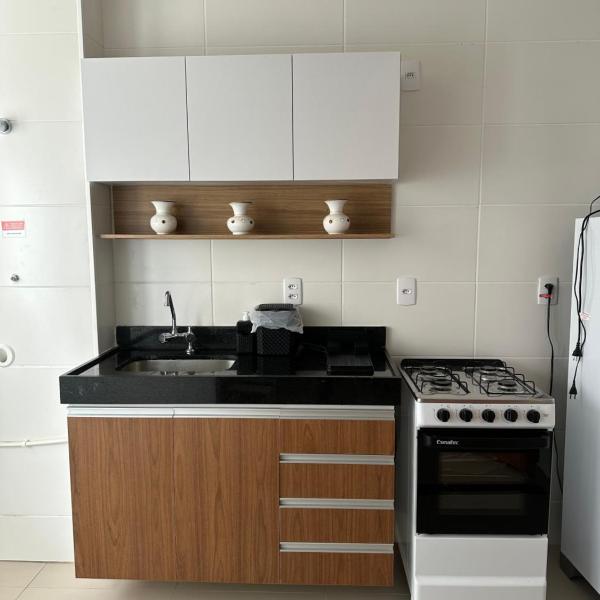 Apartamento próximo a praias , restaurantes,shopping, bares, lojas , hospitais , farmácias - Foto 4