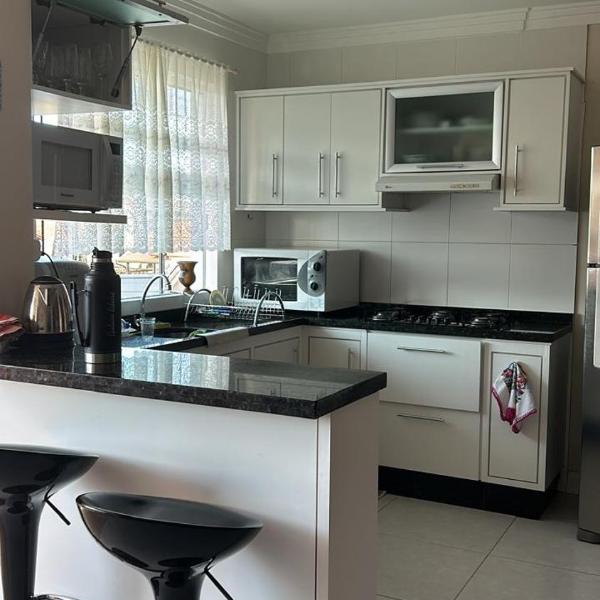 Quarto aconchegante privativo a 150m da praia - Foto 4