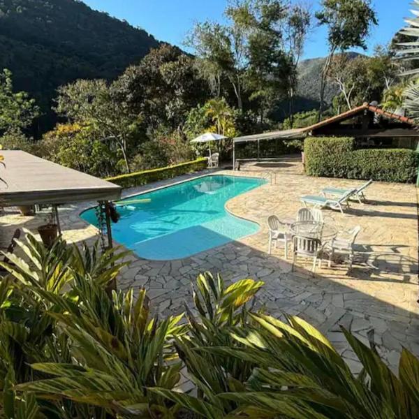 Linda Casa em Itaipava Rj no condomínio Vale da boa esperança