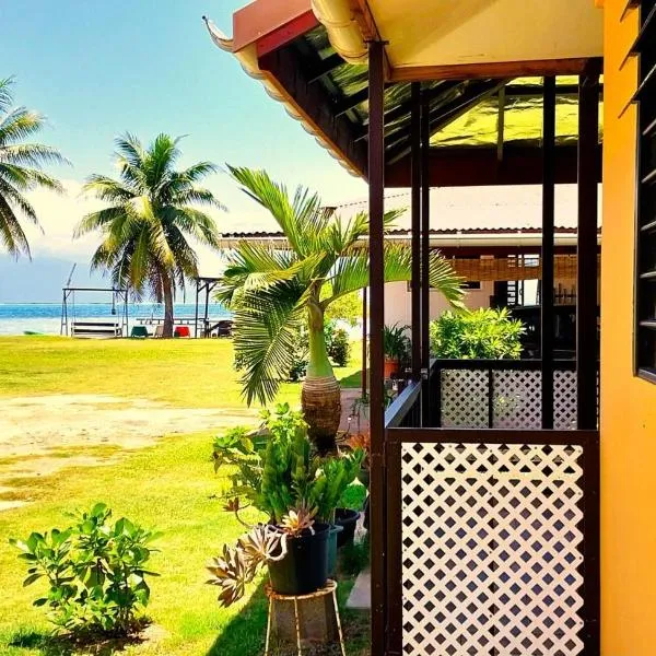 Manihini Beach Fare, Hotel in Moorea