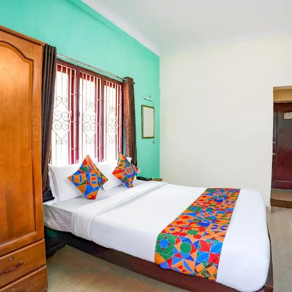 Via Home Tree Service Apartment T Nagar, hotel em Chennai