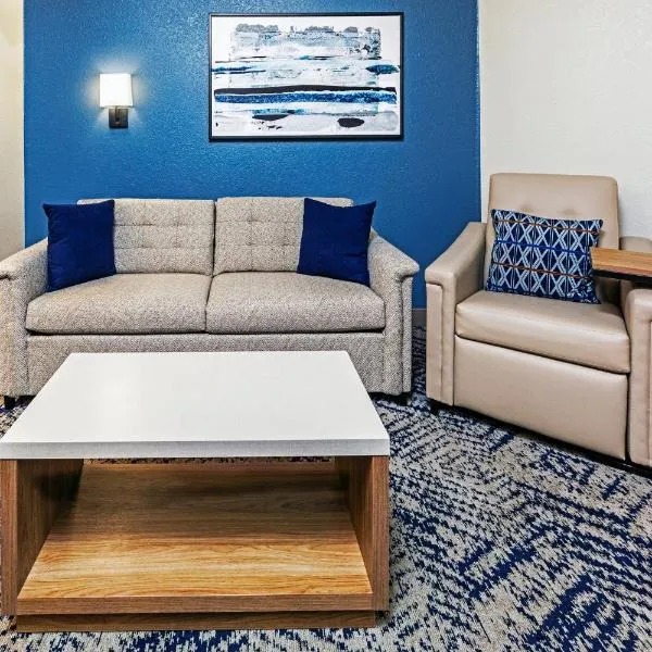 Candlewood Suites Fayetteville by IHG, hotel v destinaci Fayetteville