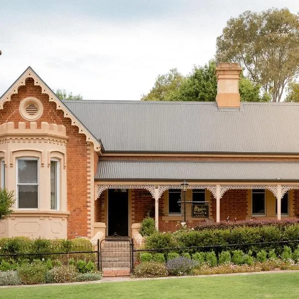 The Monarch Tumut - Luxury in the valley, hotel a Tumut