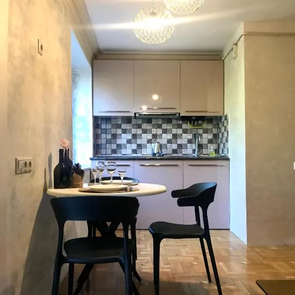 Квартира с видом на природу, hotel in Dilijan