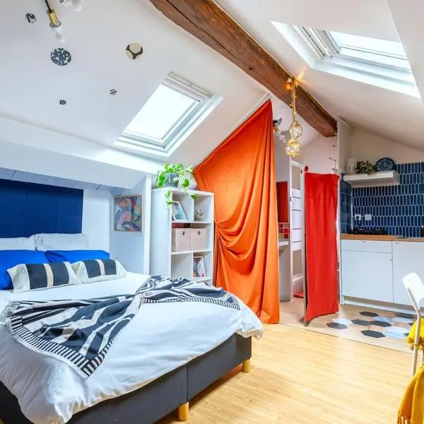 Le Nid Chromatique, Hyper Centre Palaiseau, hotel v destinaci Palaiseau