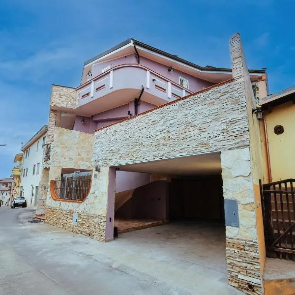 Mery's House WIFI&PrivateParking，貢內薩的飯店