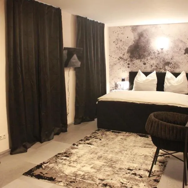 HOTEL ALTES THEATER Heilbronn, hotel v destinaci Heilbronn
