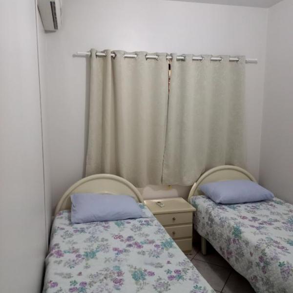 Apartamento bem arejado de 2 quartos - Foto 2